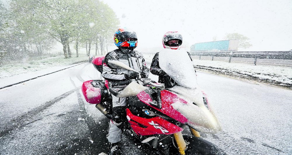 علت روشن نشدن موتورسیکلت در سرما